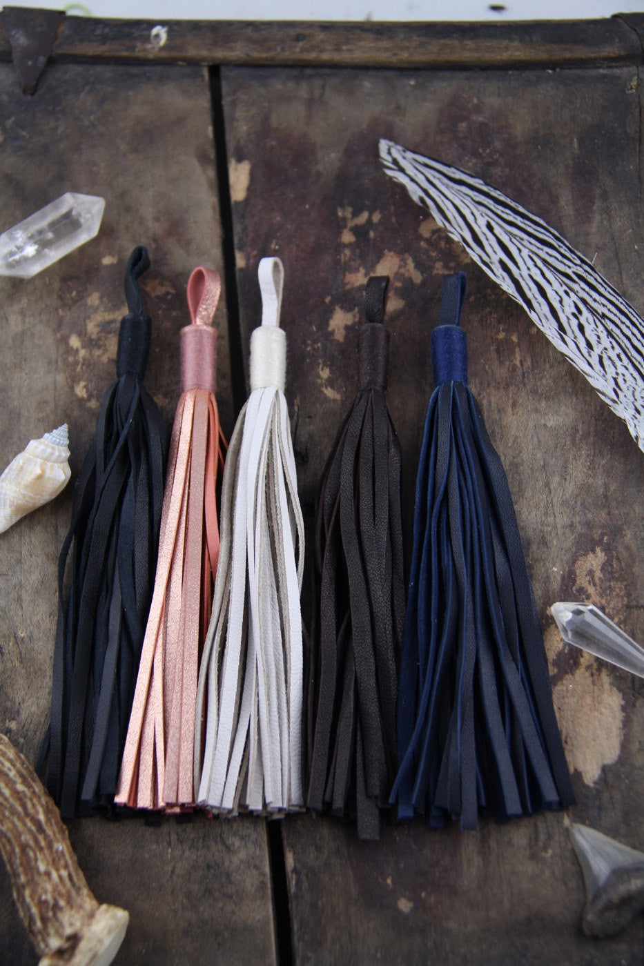美品　chieko+ tassel † noir CHIEKO+ tassel † noir ミニバッグ 【公式通販】