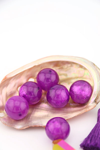 16mm Violet Purple Satin Glow Italian Poly Resin Round, 6 Beads for making retro DIY Jewelry