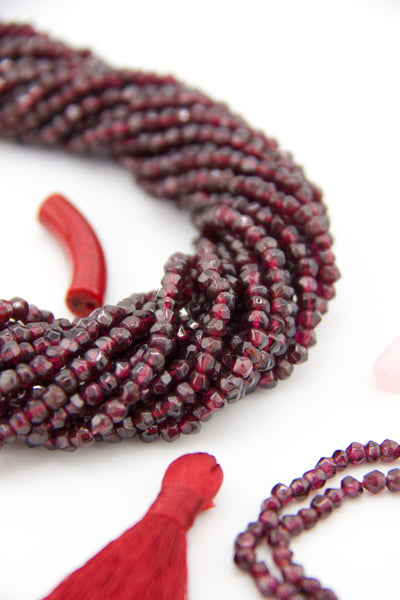Garnet beads: January birth stone and for the 2nd wedding anniversary