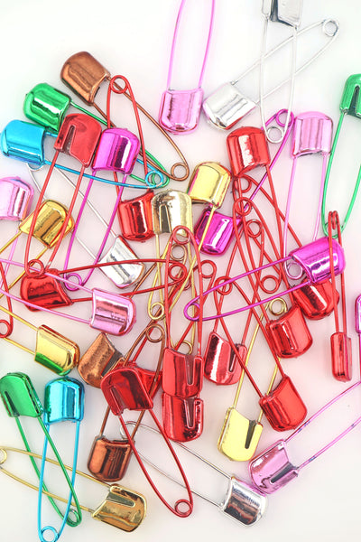 Beaded Safety Pin DIY Kit – Colorful Enamel Beads for Shoes, Bags & Beyond