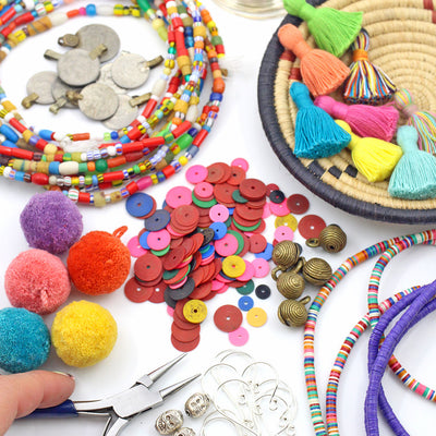 Raffia Pom Poms With Loops for Crafts, Easter Decor, Spring Crafts, Raffia  Purse Charm, Pom Pom for Headband, DIY Project, Handmade 2.5 