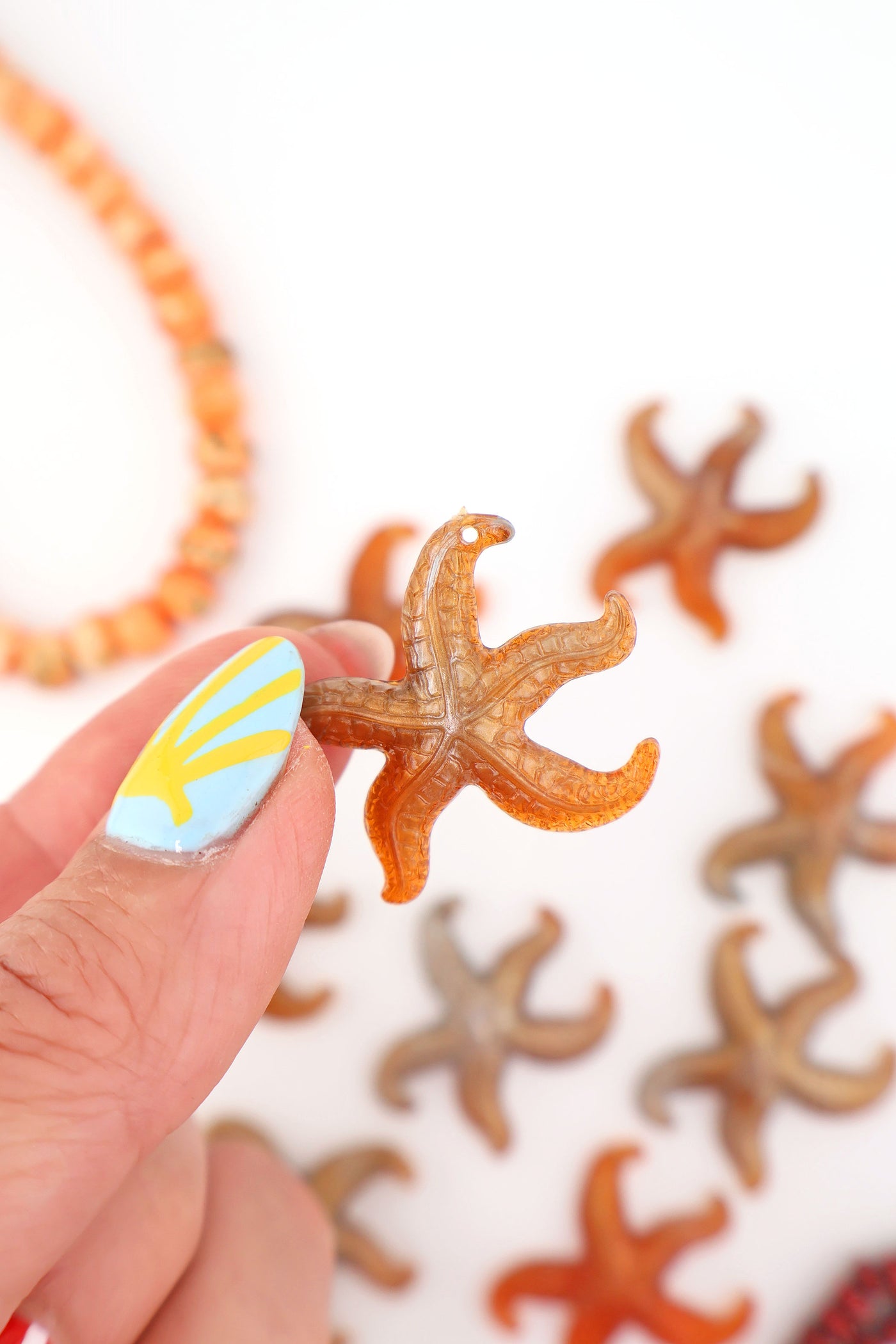 Golden Spiced Honey Starfish German Resin Charm, 30mm, 1 Pendant