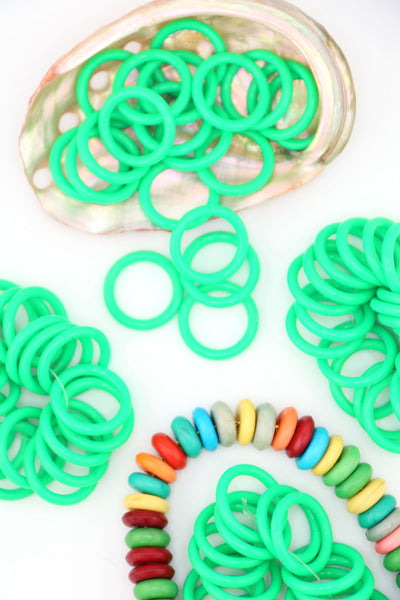 Green Vintage German Resin Rings, 18mm, 20 Beads