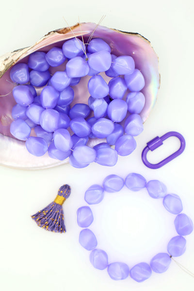 Lilac Purple Vintage Lucite Nugget Beads, 14-16mm, 13 beads for retro style DIY beaded bracelets
