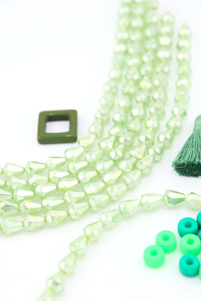 Metallic Mint Green Faceted Teardrop Vintage Czech Glass Beads, 8x10mm, pastel beads for Easter DIY