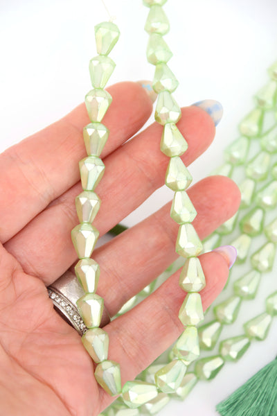 Metallic Mint Green Faceted Teardrop Vintage Czech Glass Beads, 8x10mm, pastel beads for Easter DIY