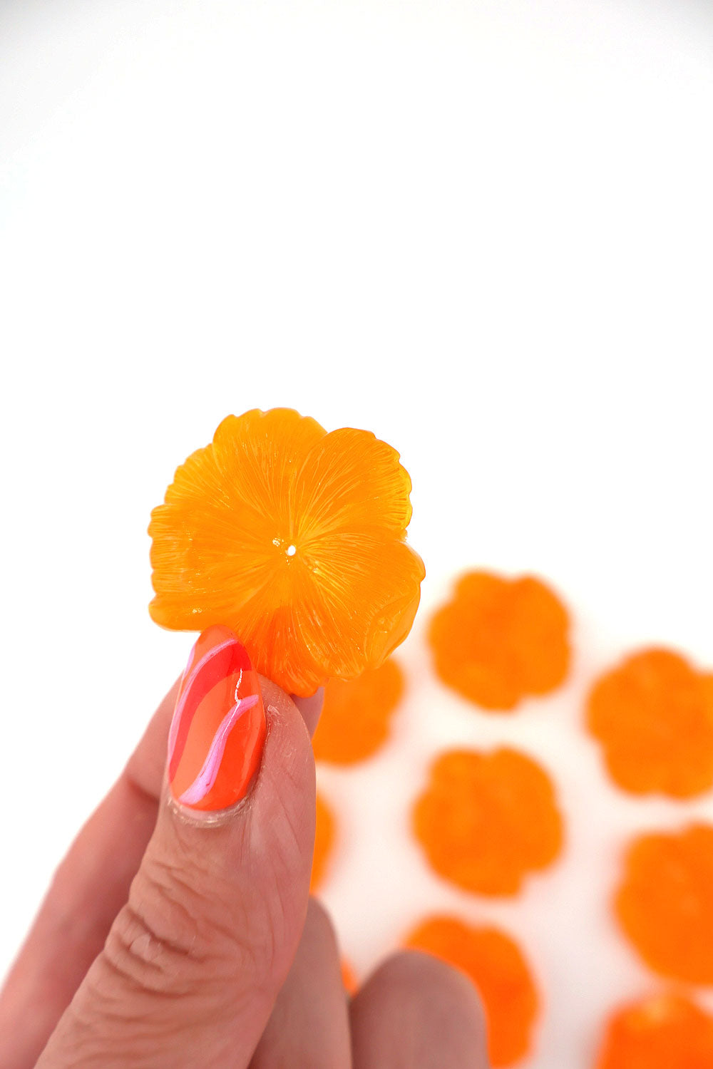 Tangerine Marble Flower Pendant, German Resin, 32mm, 1 Charm