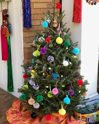 DIY Colorful PomPom Christmas Tree