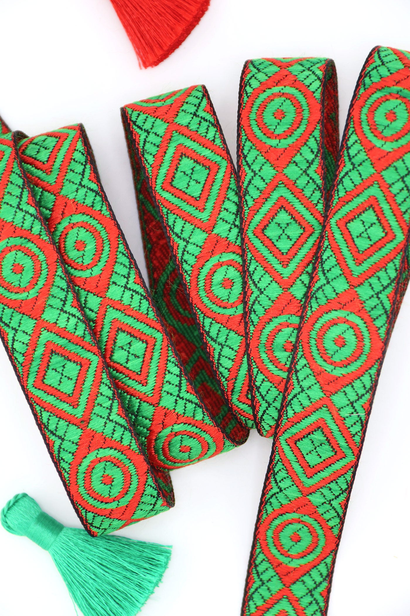 Christmas Kaleidoscope Ribbon, Red & Green Trim Sari Border, 3/4" x 1 yard