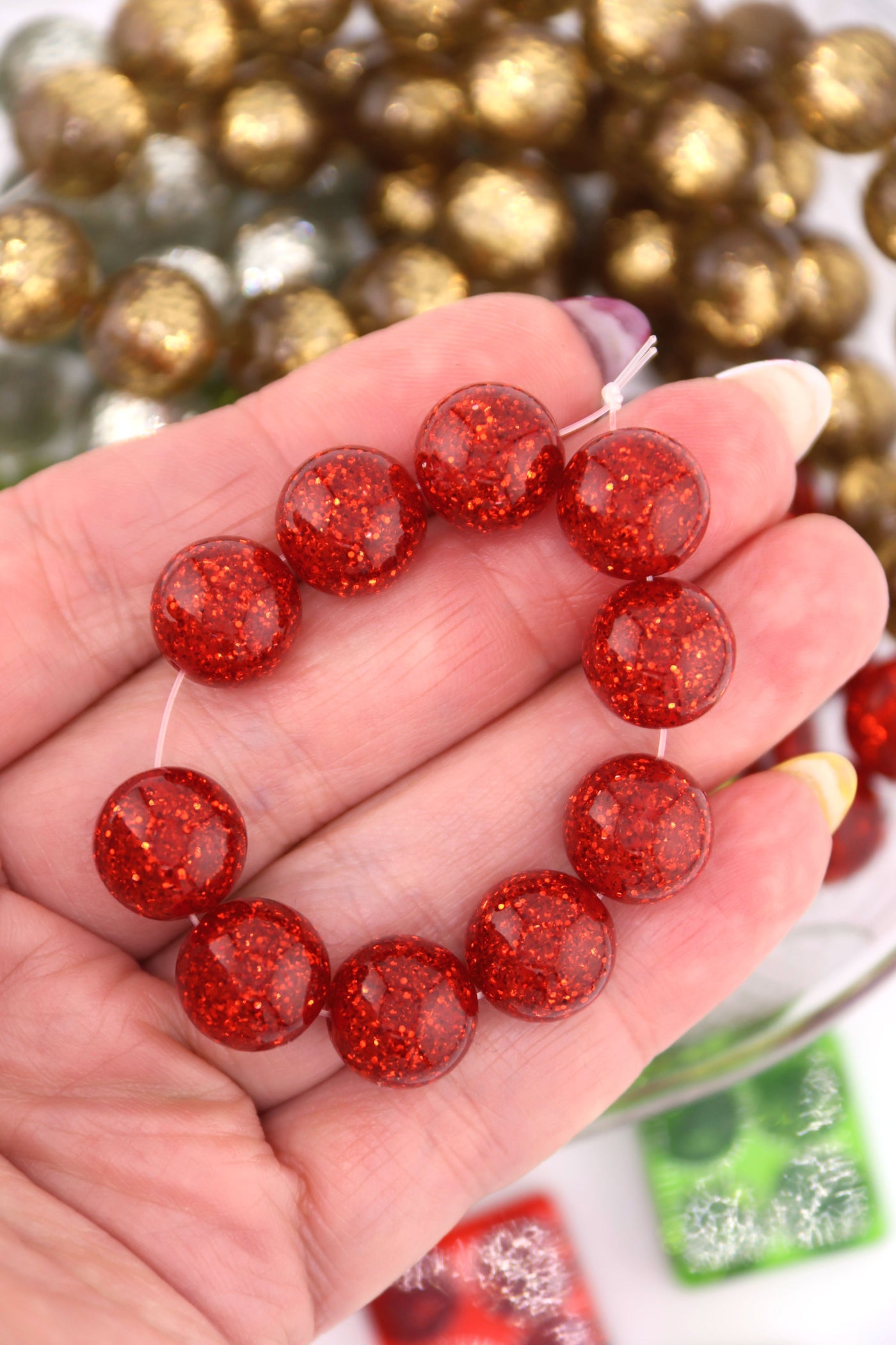 Retro Christmas Glittery Round Italian Resin Beads, 12mm, 10pc.