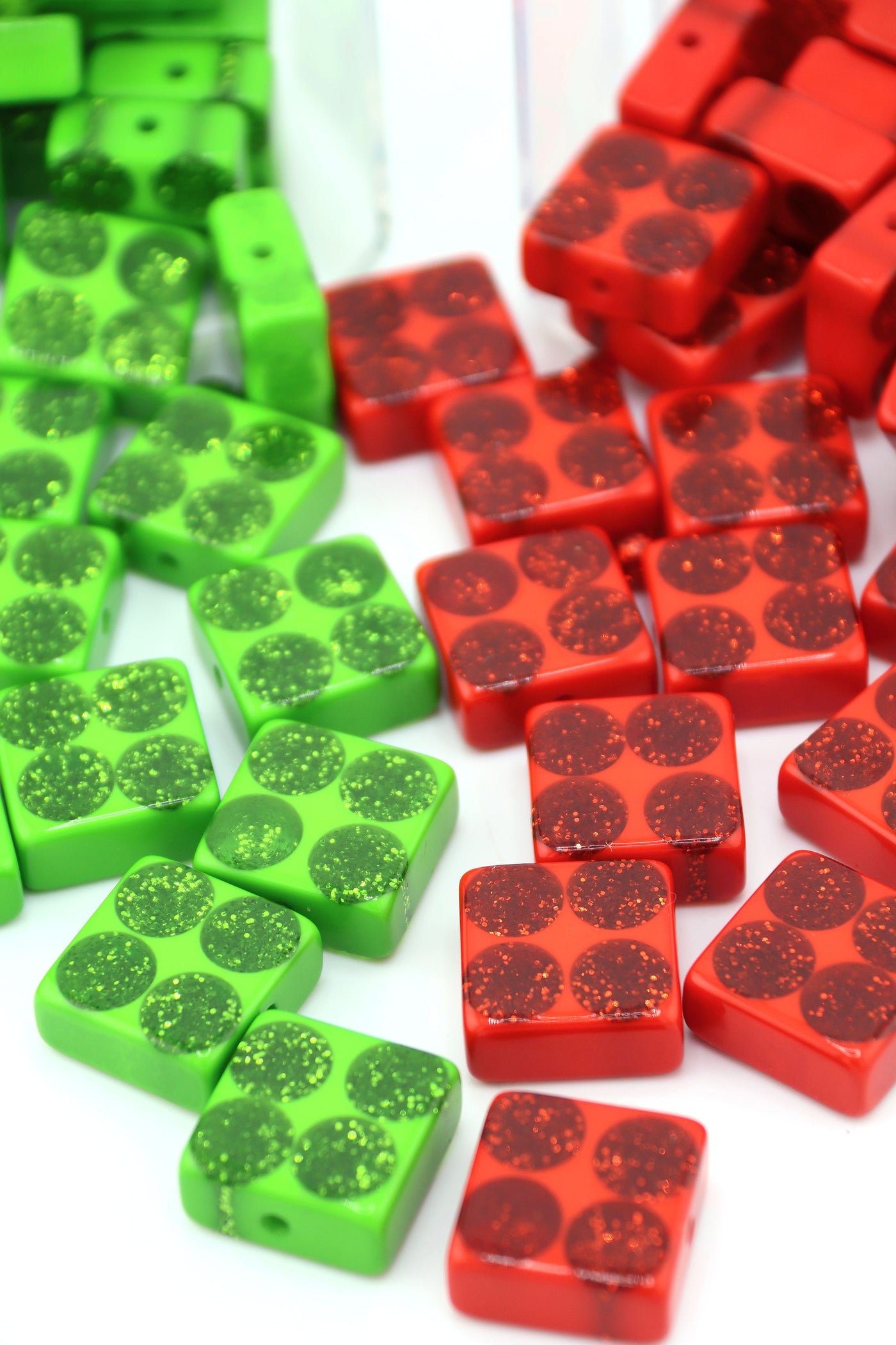 20mm Retro Christmas Glittery Polka Dot Square Beads in Red & Green