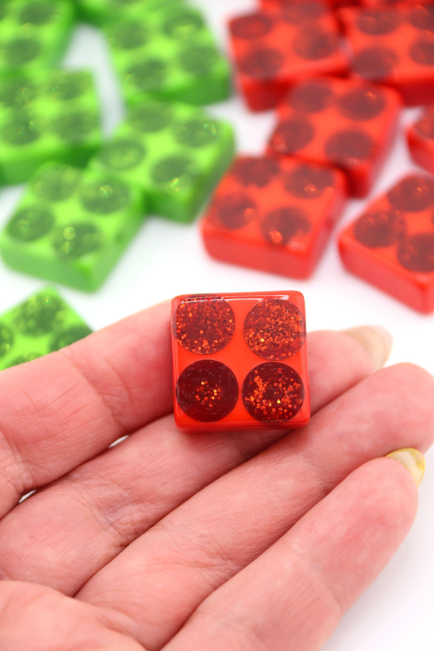 20mm Retro Christmas Glittery Polka Dot Square Beads in Red & Green