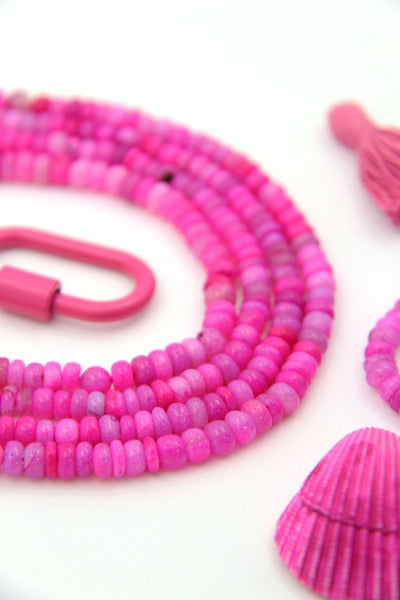 Beads for DIY Barbiecore jewelry and trendy pink DIY bracelets