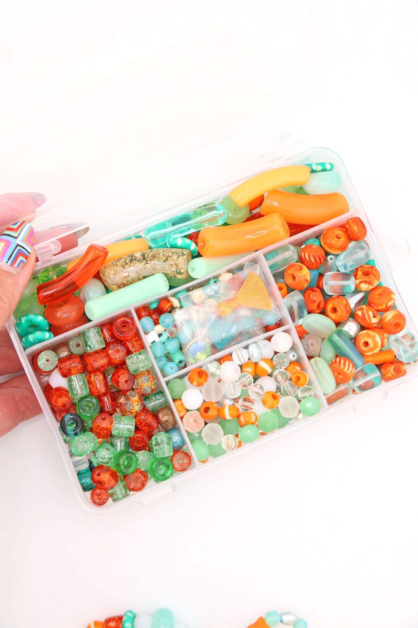 Showgirl Friendship Bracelet Kit: Orange, Mint, Turquoise DIY Jewelry
Make the friendship bracelets. Perfect to trade or to complete your Showgirl Eras outfit. 