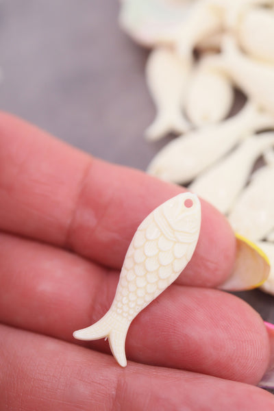 Sardine Girl Summer Cream Fish Charm, German Resin, 27mm, 1 Pendant for making DIY beach, surfer jewelry