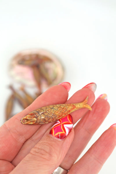 Tumbaga Glow Fish Beach Charm, German Resin Amulet, 48mm for making DIY fisherman aesthetic jewelry