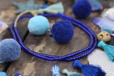 Glass beads in Classic Blue, color of the year