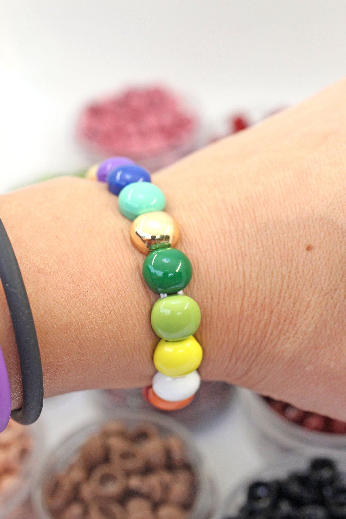 A Bead, Thread and Leather Bracelet DIY-a year of handmade gift