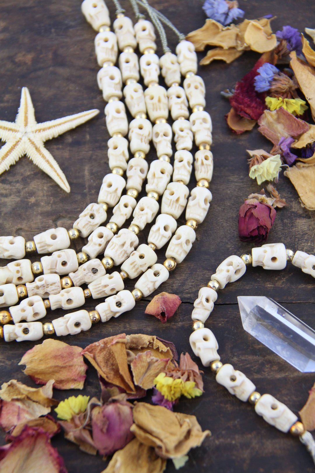 Hand-Carved Skull Bone Beads: 9x15mm, Natural Cream Sugar Skulls, 10 p