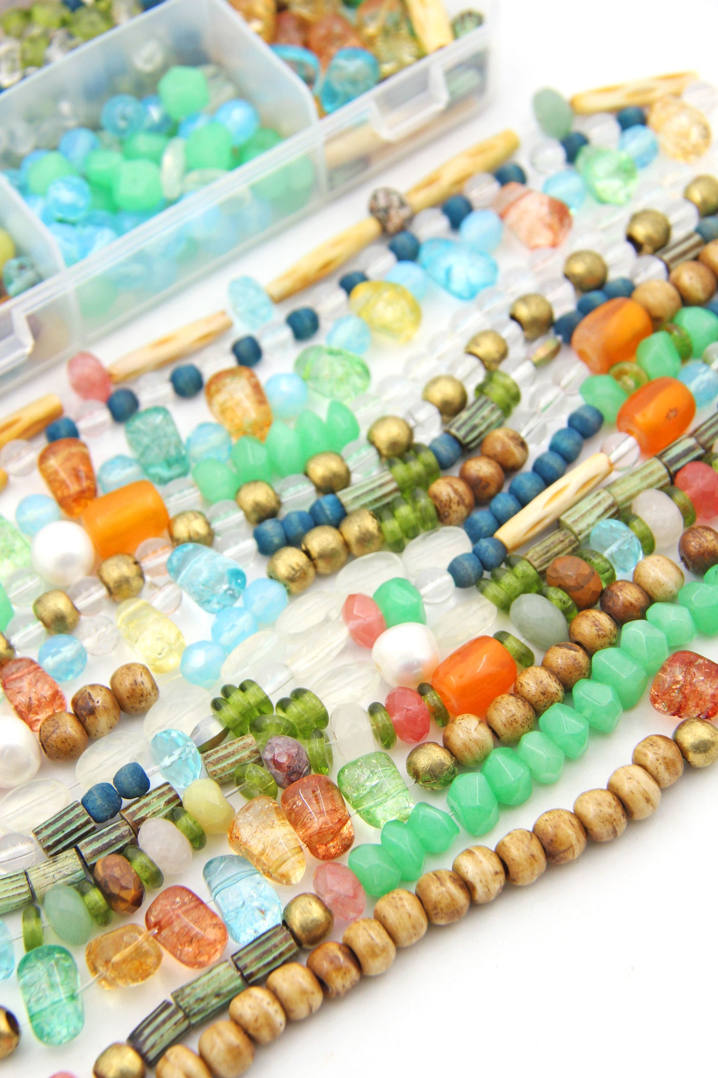 Primavera Stretchy Bracelet Making Kit, Semi-Precious Gemstones - DIY