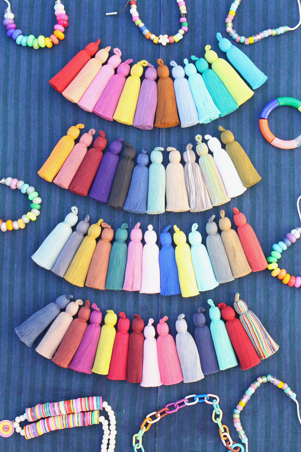 How to Make DIY Tassels for Jewelry from Wire and Cotton by Denise