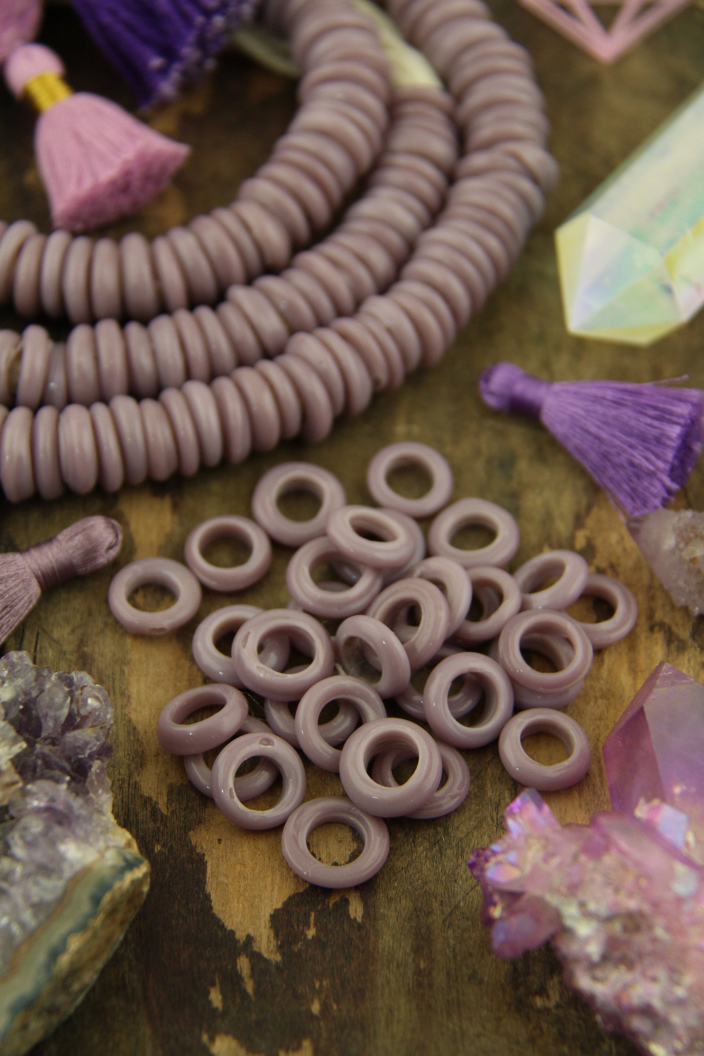Lilac Purple Dutch Donut Dogan Beads: 13-15mm, 10 Pieces