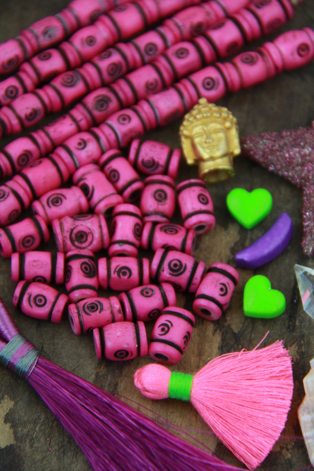 Pink Tribal Target: Handmade Barrel Bone Beads : 8x12mm, 21 pcs - ShopWomanShopsWorld.com. Bone Beads, Tassels, Pom Poms, African Beads.