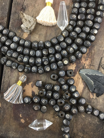  Black Beads