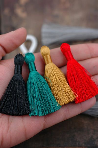 Tassels for Jewelry Making, Caffox 120PCS Keychain Tassel Charms Bulk,  Silky Handmade Tassels for Earrings Bracelets Necklaces and DIY Craft