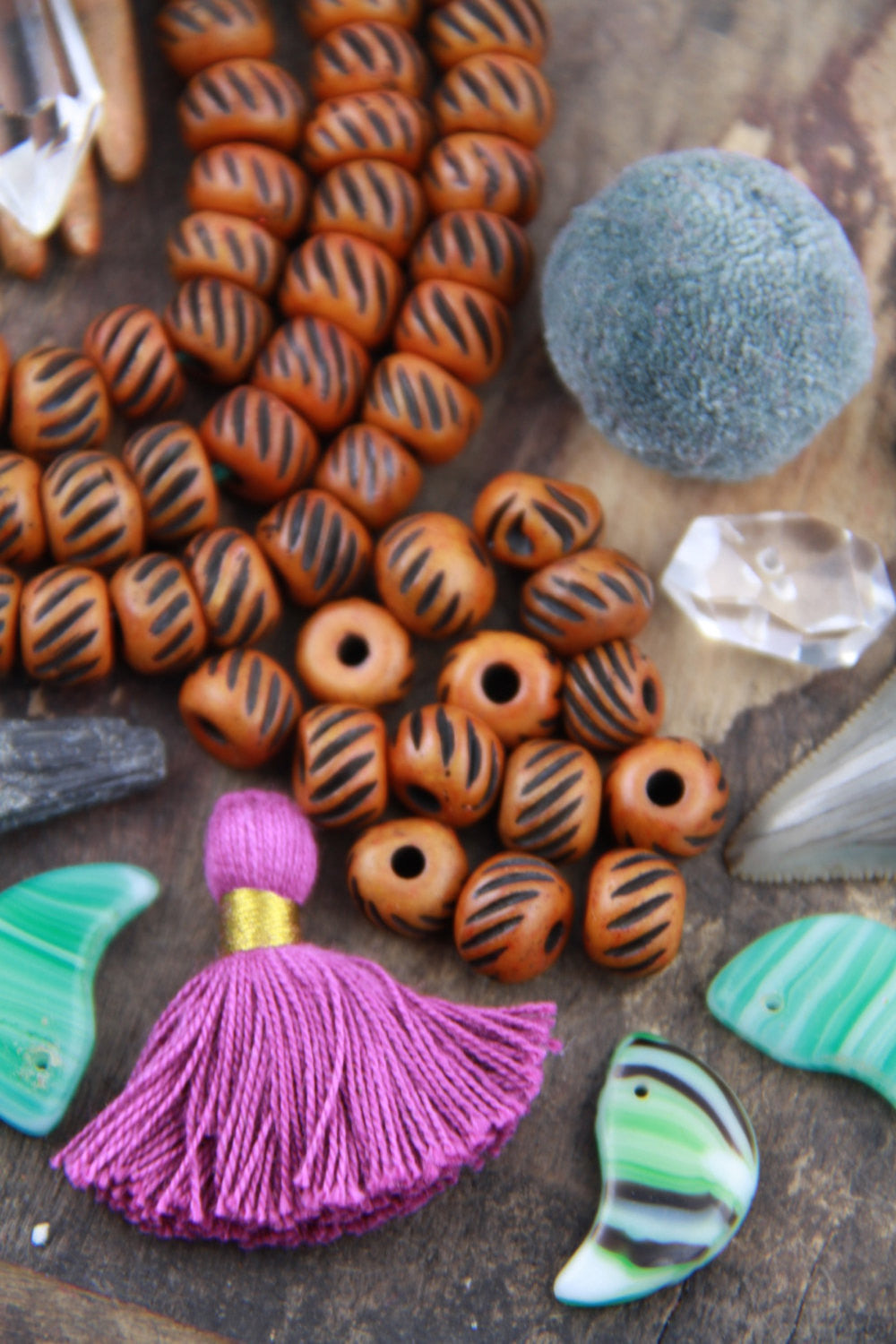 Grooved Salmon Chestnut: Hand Carved Bone Beads, 10x8mm, 27 pieces - ShopWomanShopsWorld.com. Bone Beads, Tassels, Pom Poms, African Beads.
