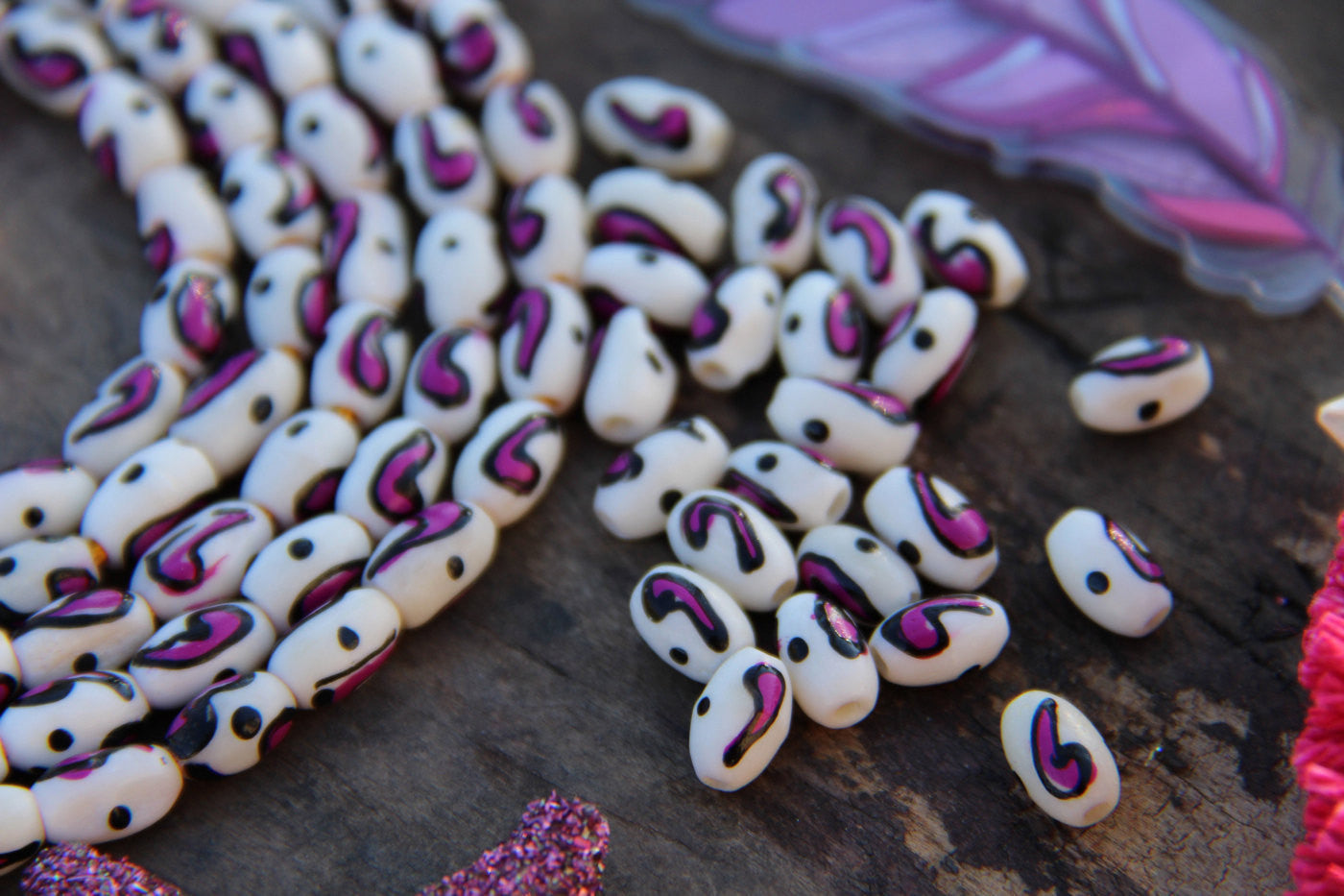 Comma Barrel Hand Painted Pink Comma Barrel Beads, 5x8mm, 23 pieces – WomanShopsWorld